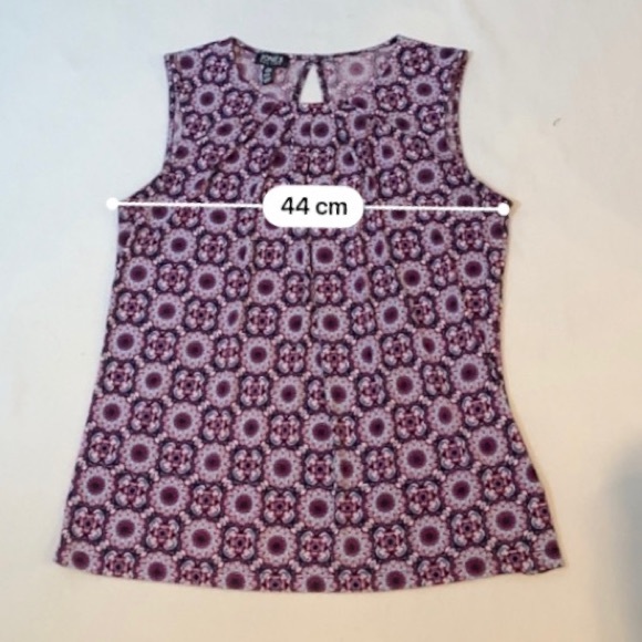 3/$30 - Jones New York Kaleidoscope Top Sz M - Picture 7 of 9